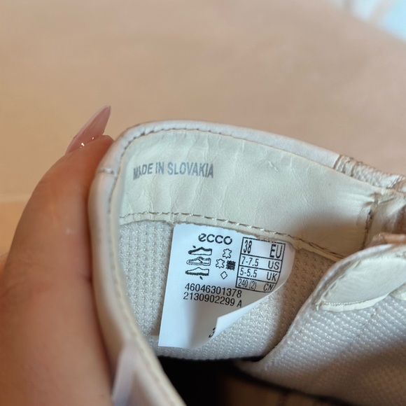 Ecco Tredtray Moto Leather Booties - 7.5 - Picture 5 of 5